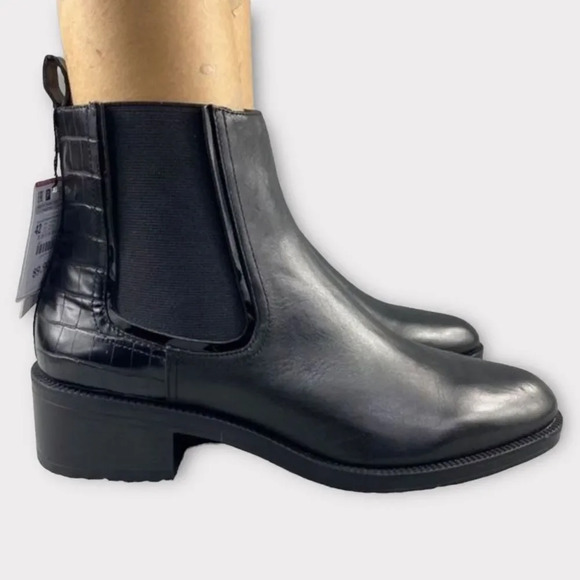 NEW zara bootie black leather ankle boots elastic GUSSET pull on womens 11 EU 42 - Picture 1 of 16